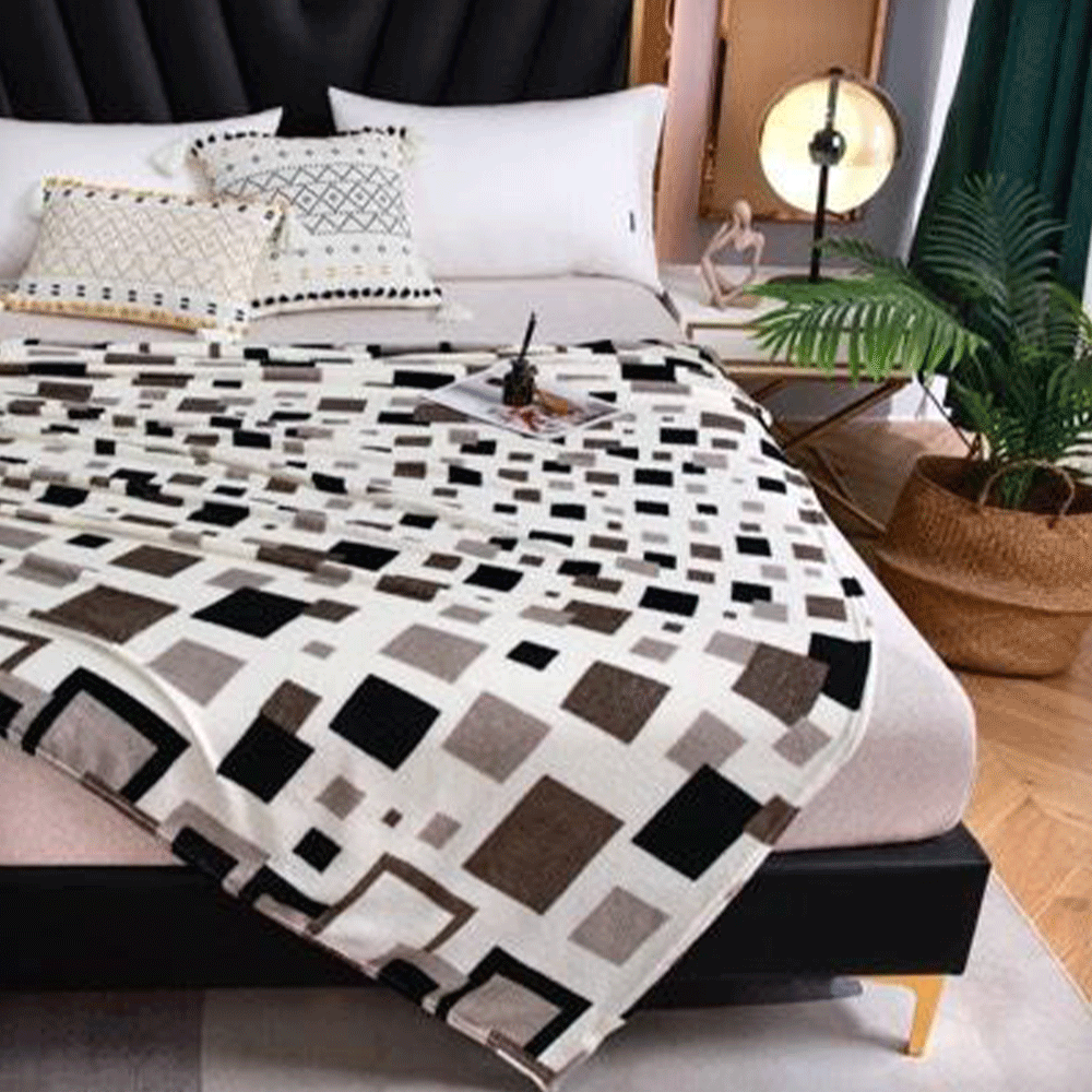 Pulag Soft Flannel Fleece Blanket, Cozy and Lightweight, 59 x 78 inch (150 x 200 cm)